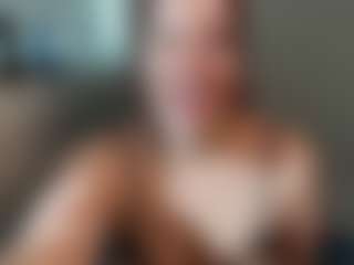 MizLuxxey's Live Sex Cam Show