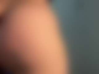 MizLuxxey's Live Sex Cam Show