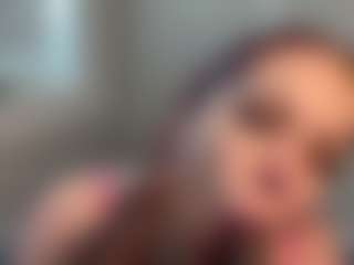 Live cam show with MizLuxxey - Fingering on CSO-WL