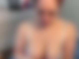 MizLuxxey's Live Sex Cam Show