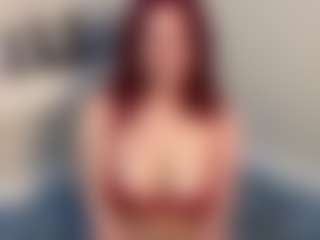 MizLuxxey's Live Sex Cam Show