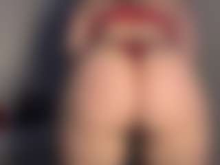 MizLuxxey's Live Sex Cam Show