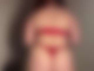 MizLuxxey's Live Sex Cam Show