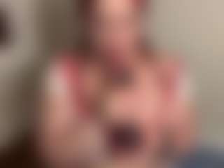 MizLuxxey's Live Sex Cam Show