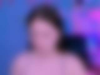 Live cam show with aria-wild - Striptease on Camiplay Live