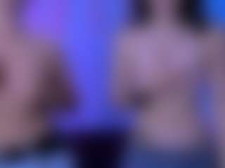 aria-wild's Live Sex Cam Show