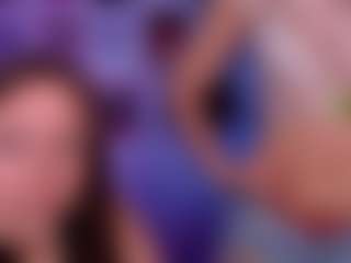 Live cam show with chloe-ley1 - Flashing on friskycurves.com