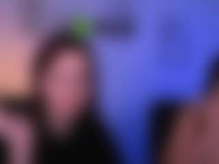 Live cam show with chloe-ley1 - Petite on Camsoda