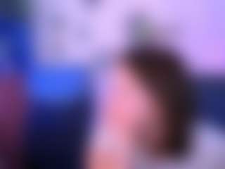 Live cam show with chloe-ley1 - Tease on CSO-WL
