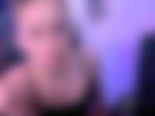 Live cam show with chloe-ley1 - Brown Hair on SinfulBabes