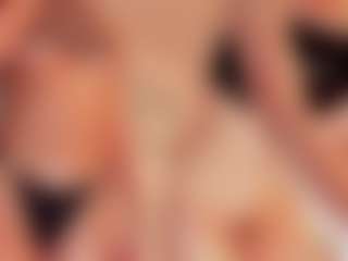 Live cam show with coffeeish - Petite on Hubzter Live