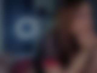 Live cam show with Kanmi - Upskirt on Milf Play
