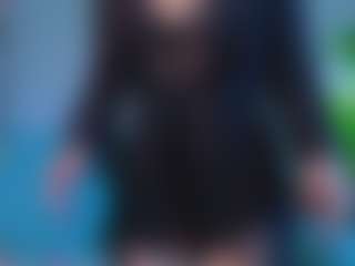 Live cam show with Kanmi - Upskirt on infinitiblacc.com