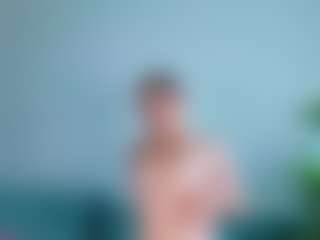 Live cam show with Kanmi - Yoga on Livezox