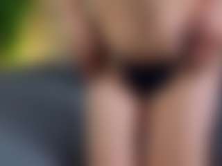Live cam show with Kanmi - Flashing on Camsoda