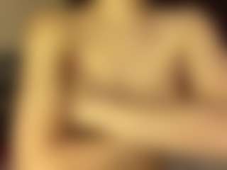 Selena's Live Sex Cam Show