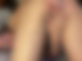 Live cam show with Selena - Gray Eyes on Camsoda
