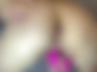 Selena's Live Sex Cam Show