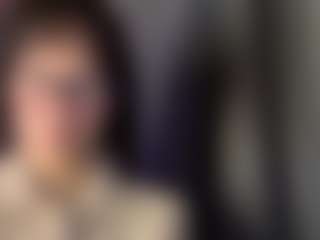 Live cam show with Selena - Gray Eyes on xplaylive.com