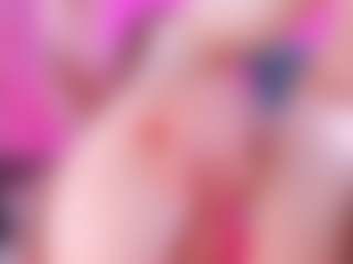 Live cam show with Eva-Blossom - Deepthroat on madthumbs
