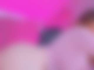 Live cam show with Eva-Blossom - Deepthroat on madthumbs