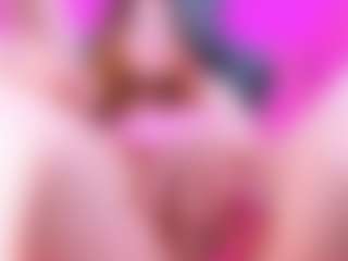 Live cam show with Eva-Blossom - Facial on StripNow