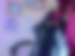 Live cam show with Franchezcaa - Petite on galaxygirlnitro.com