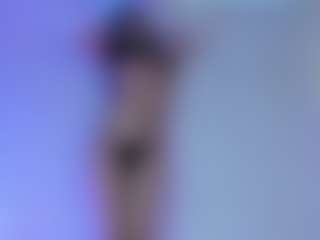 Live cam show with Franchezcaa - Bush on Cam Slut