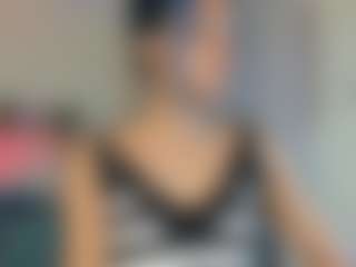 Franchezcaa's Live Sex Cam Show