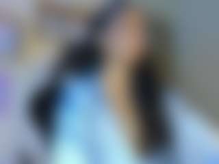 Live cam show with Franchezcaa - Bush on googirlz