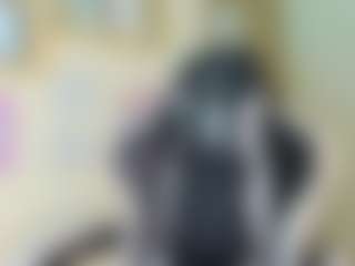 Live cam show with Franchezcaa - Black Petite on CSO-WL