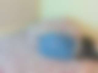 Live cam show with Franchezcaa - Ebony Teen (18+) on SpankPalCams