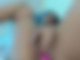 Live cam show with Franchezcaa - Twerk on madthumbs