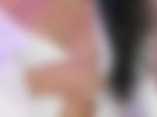 Live cam show with Franchezcaa - Spanish Teen (18+) on Camsoda | colombia