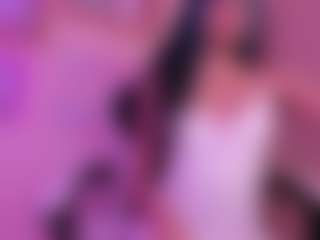 Live cam show with Franchezcaa - Smoke on Camsoda