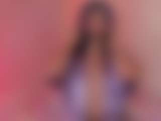 Live cam show with Franchezcaa - Smoke on Camsoda