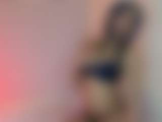 Live cam show with Franchezcaa - Bush on infinitiblacc.com