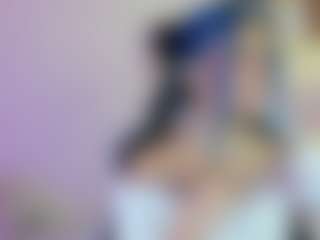 Live cam show with Franchezcaa - Upskirt on Camsoda