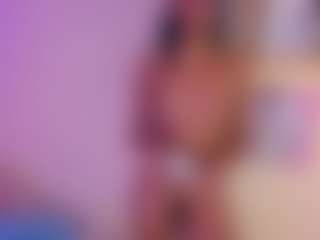 Live cam show with Franchezcaa - Normal Ebony on Camsoda