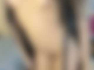 Live cam show with Franchezcaa - Genital Piercings on Camsoda Late Night