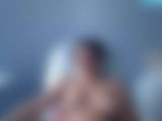 LuckyLinda27's Live Sex Cam Show