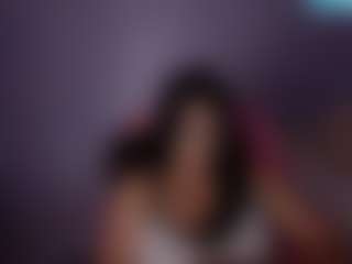 Live-camshow met LuckyLinda27 - Flashing op Camsoda
