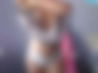 LuckyLinda27's Live Sex Cam Show