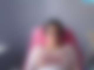 LuckyLinda27's Live Sex Cam Show