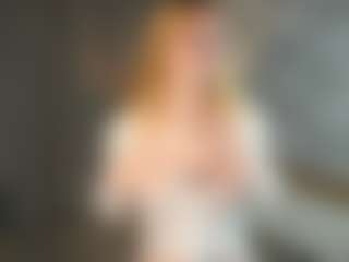 Live cam show with Temptress Emma - Red Hair on Lustler