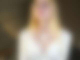 Live cam show with Temptress Emma - Red Hair on milfzrlive.com
