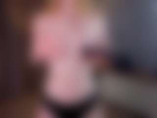 Temptress Emma's Live Sex Cam Show