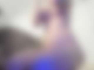 Live cam show with SugarPlumBabe15 - Shaved Pussy on Camiplay Live
