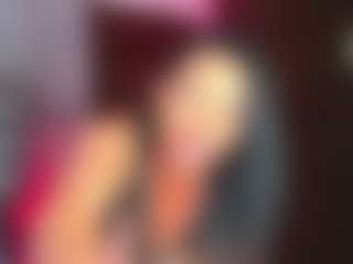 Live cam show with ValeryDiamondx - Smoking on Fling VIP Chat
