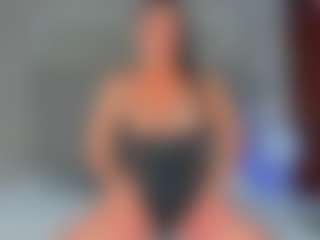 Live cam show with ValeryDiamondx - Mature on TeamSkeetLive